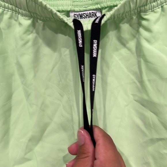 GYMSHARK shorts green - Picture 2 of 3